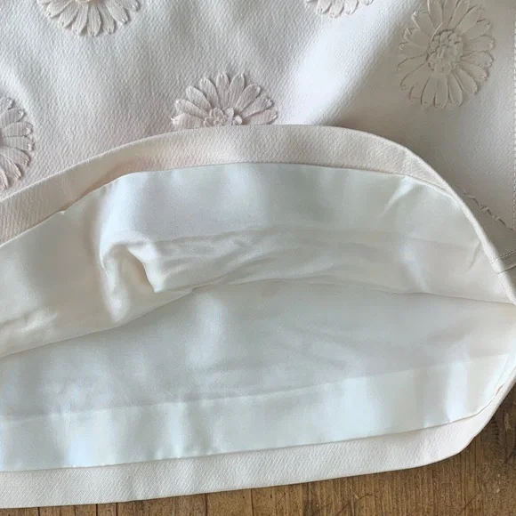 Valentino White Floral Silk Wool Mini Skirt - Picture 13 of 16